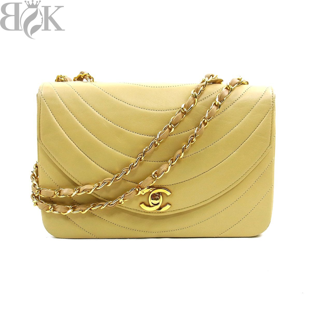 Yahoo!オークション -「chanel ハーフムーン」の落札相場・落札価格 Yahoo!オークション -「chanel ハーフムーン」の落札相場・落札価格
