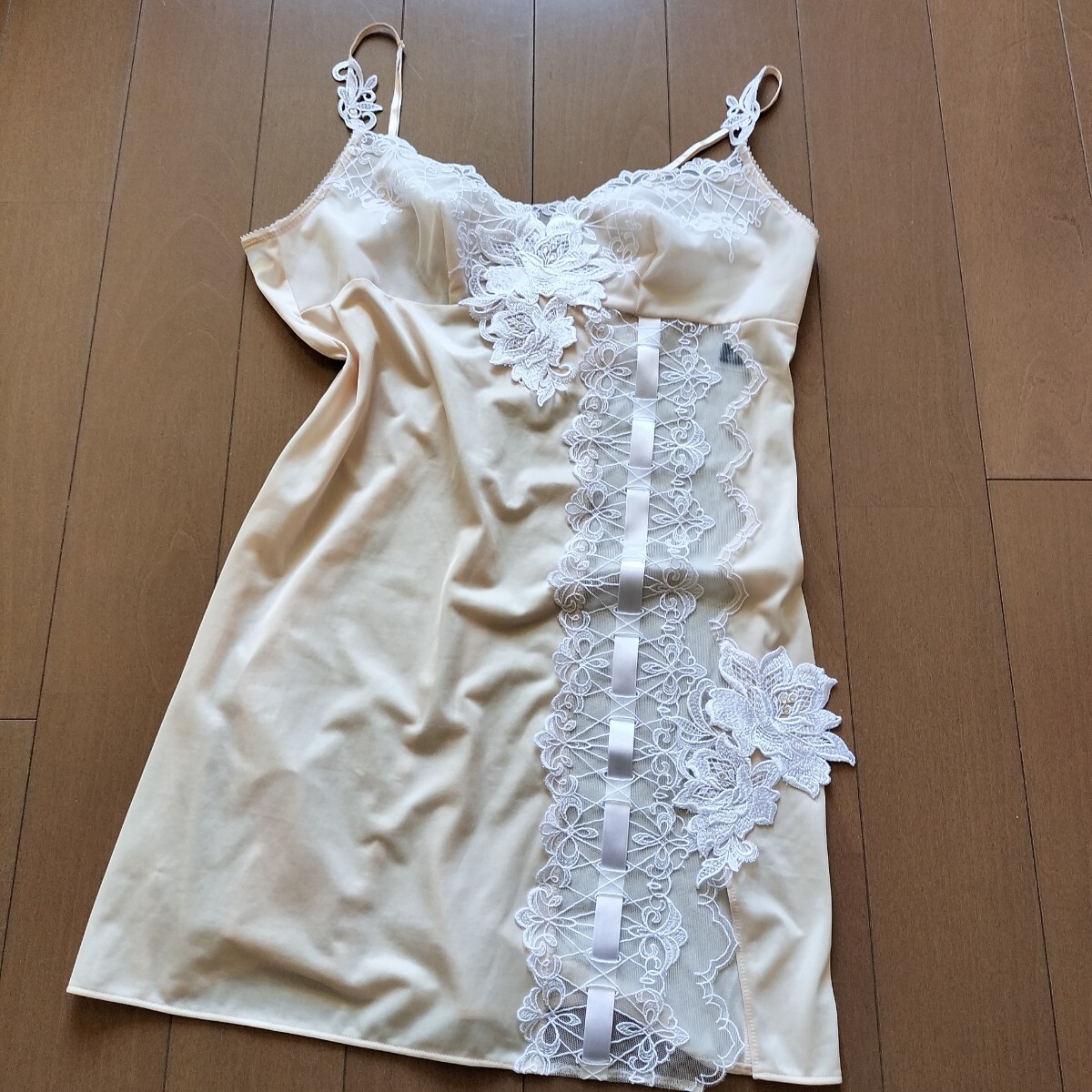 サルート☆店舗限定☆ 97G スリップLサイズ KO - メルカリ
