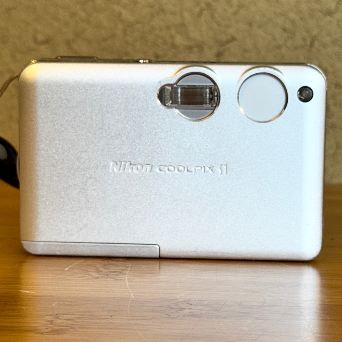 Yahoo!オークション -「coolpix s1」の落札相場・落札価格 Yahoo!オークション -「coolpix s1」の落札相場・落札価格