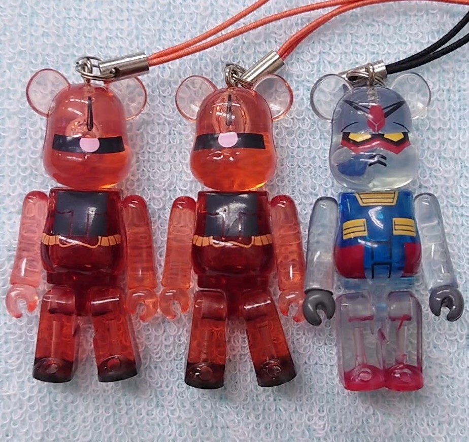 Yahoo!オークション -「ペプシ ガンダム ベアブリック」(機動 Yahoo!オークション -「ペプシ ガンダム ベアブリック」(機動
