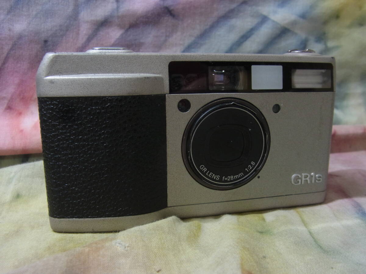 Yahoo!オークション -「gr1シルバー」(フィルムカメラ) (カメラ Yahoo!オークション -「gr1シルバー」(フィルムカメラ) (カメラ