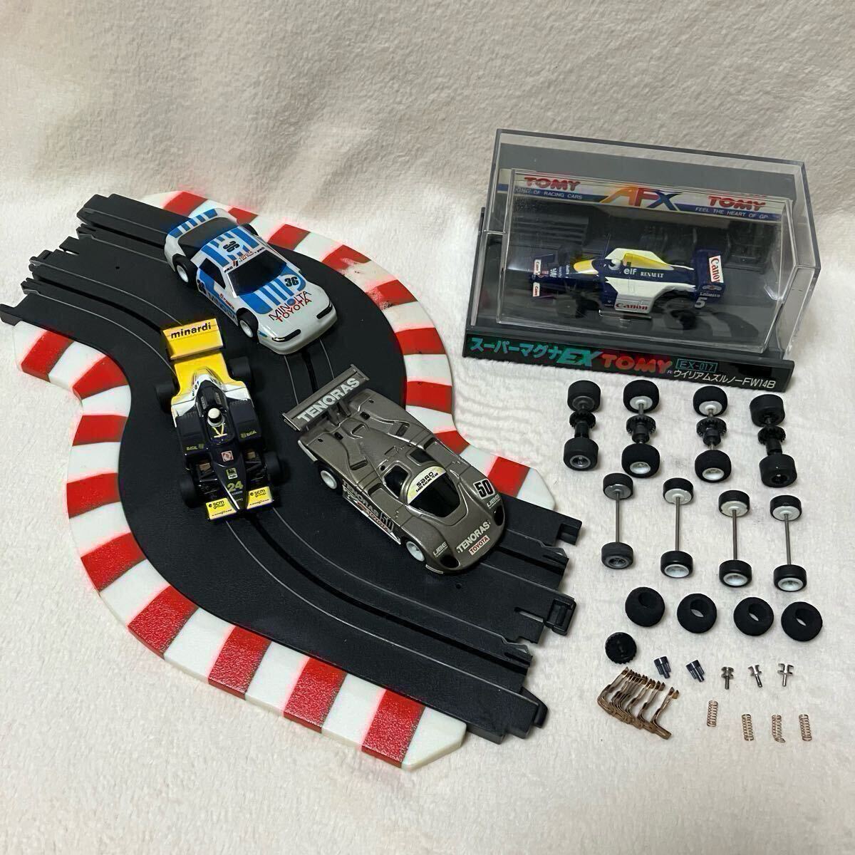 【予約販売】本 Yahoo!オークション -「スロットレーシング」(車体) (スロット コース