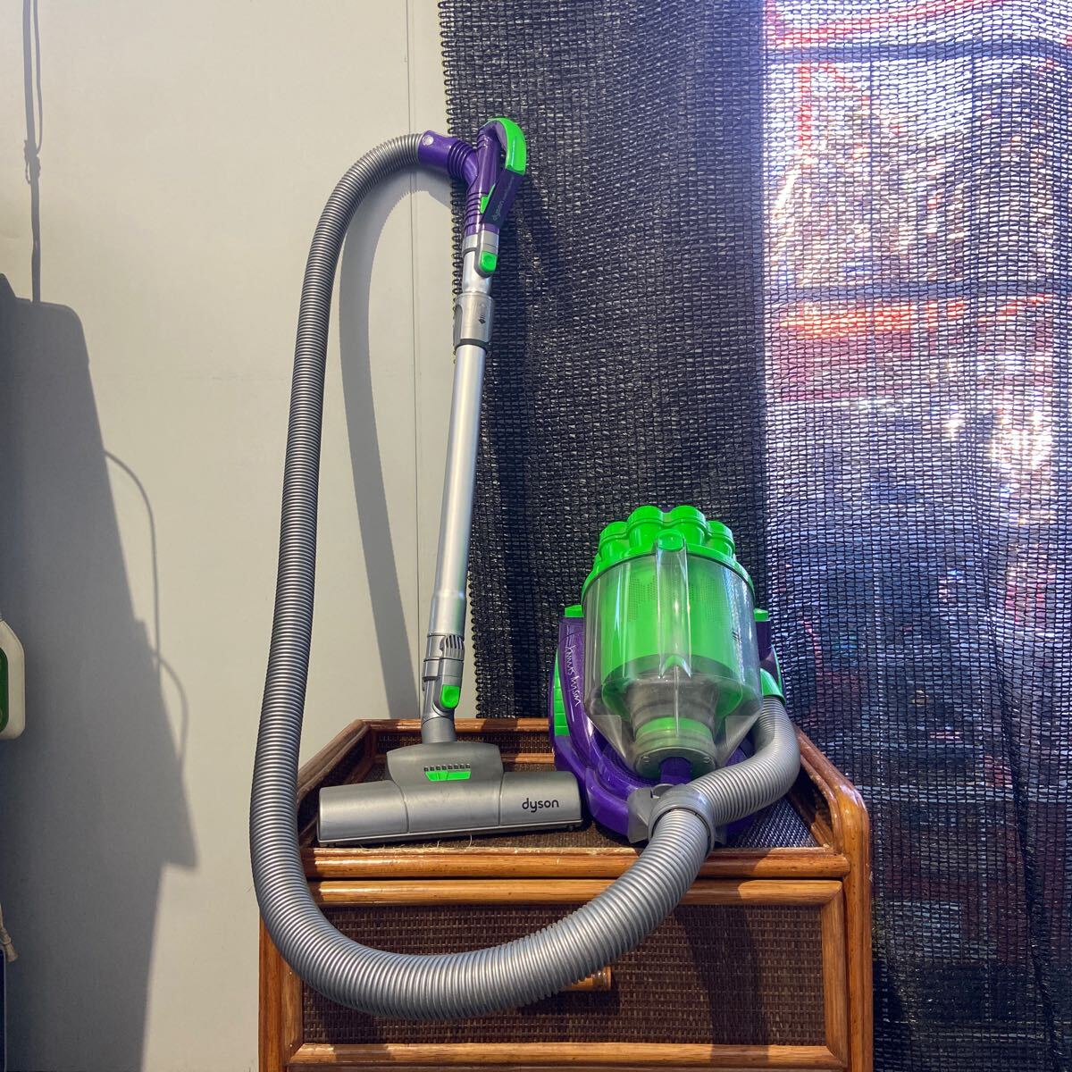 Yahoo!オークション -「ダイソン 掃除機 dc08」(サイクロン Yahoo!オークション -「ダイソン 掃除機 dc08」(サイクロン