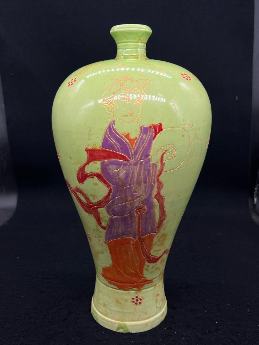 Yahoo!オークション -「中国美術 壺」(色絵磁器) (骨董陶磁器 Yahoo!オークション -「中国美術 壺」(色絵磁器) (骨董陶磁器