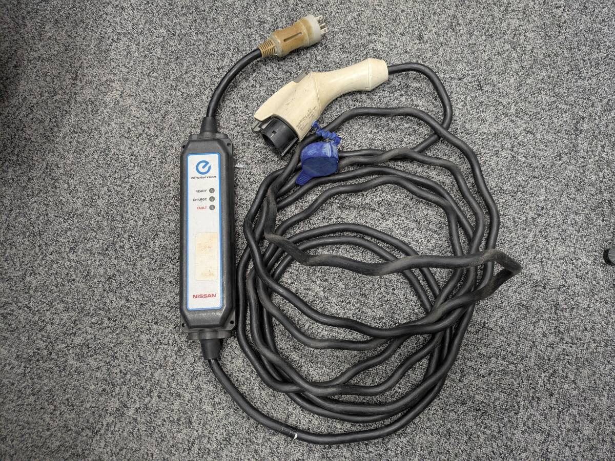 Yahoo!オークション -「日産 リーフ 充電器」の落札相場・落札価格 Yahoo!オークション -「日産 リーフ 充電器」の落札相場・落札価格
