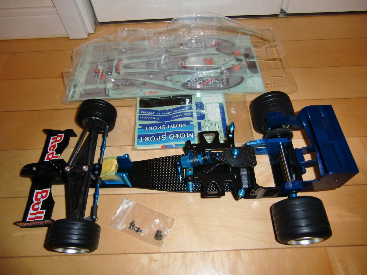F103フルオプション・ボディ・スペアパーツ付き中古品です F103フルオプション・ボディ・スペアパーツ付き中古品です