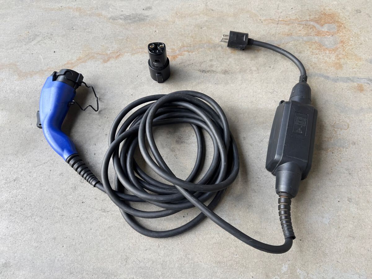 ZVW52 プリウスPHV 純正 充電ケーブル 充電コード 電気自動車 15m 200V 16A G90G0-47070 トヨタ純正部品 純正パーツ  : ショッピングエーシーブイ - 通販 - Yahoo!ショッピング