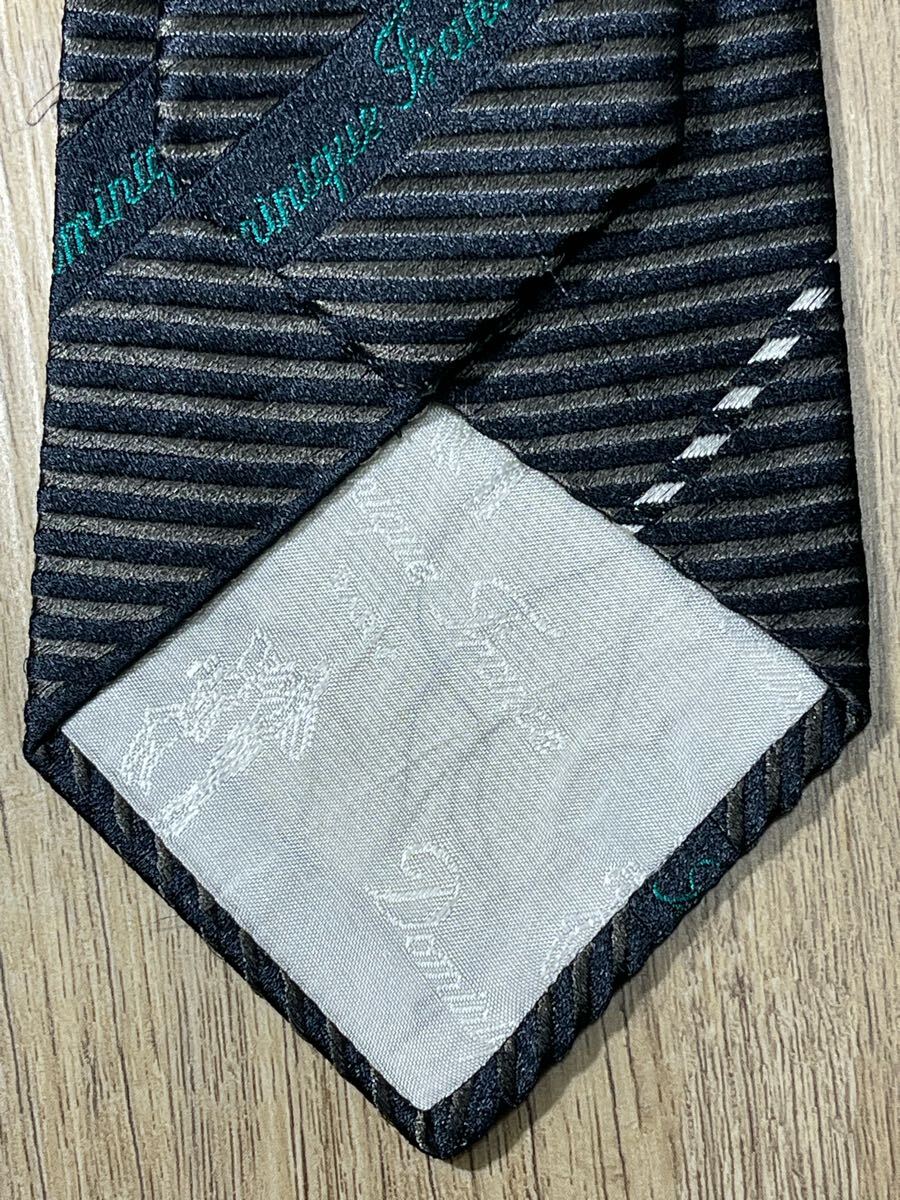 未使用タグ付　保管品　ドミニクフランス　ネクタイ　グレー白　ゼブラ柄　バイカラー 未使用タグ付 保管品 ドミニクフランス ネクタイ グレー白