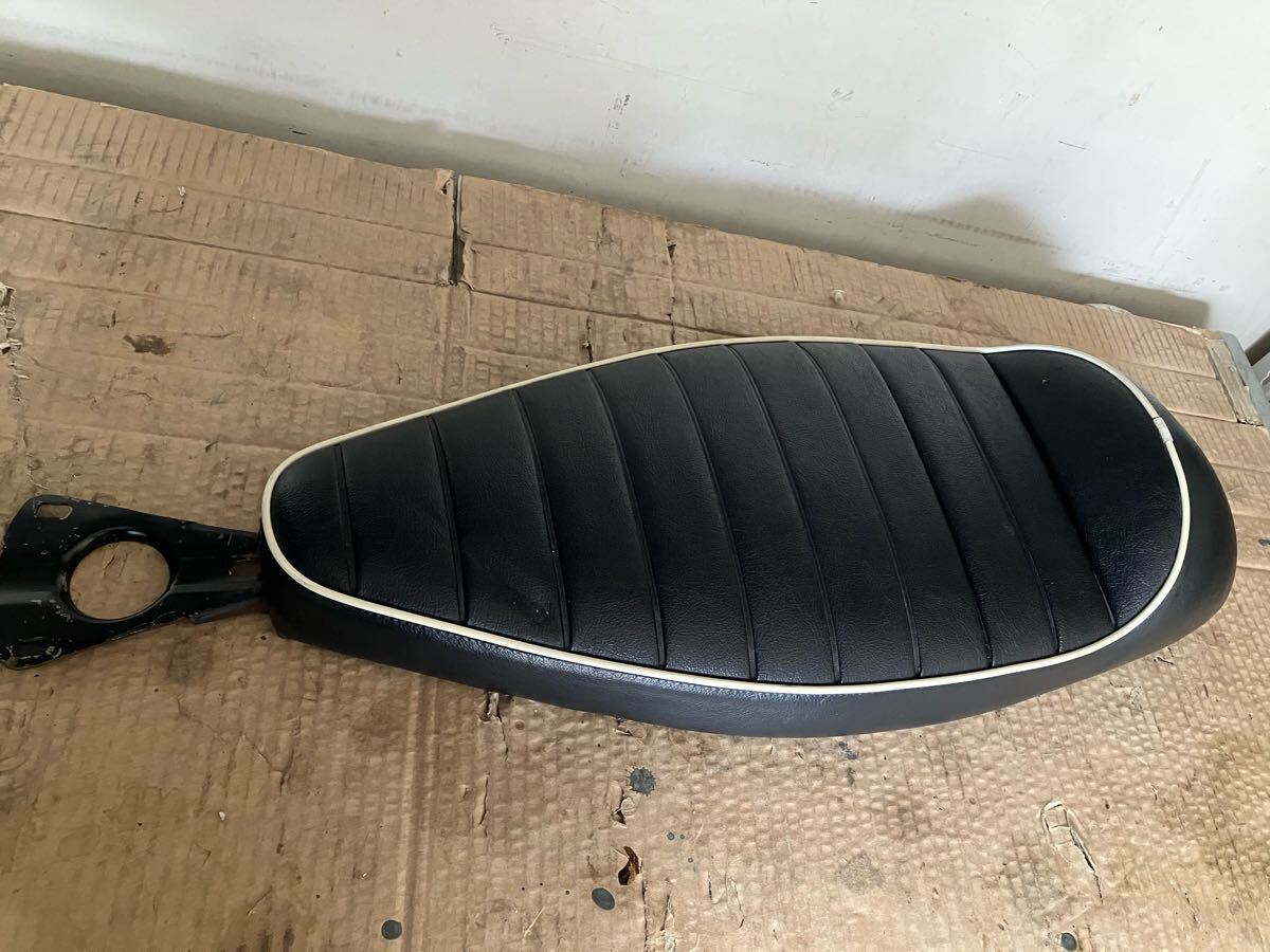 ベスパ vespa シート ラージ用 P PX オリジナル 美品 (Yahoo ベスパ vespa シート ラージ用 P PX オリジナル 美品 (Yahoo