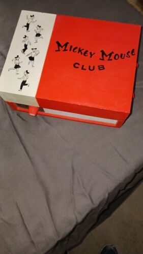 VINTAGE Disney Mickey Mouse Club Record Player Music Box LE 1955 EUC LOOK lovely 海外 即決