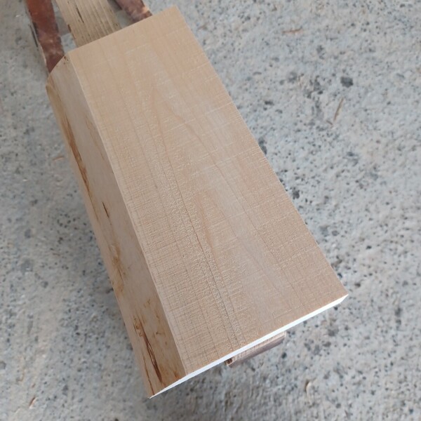 A-2028【35.8×17.5~18×3.4cm】 国産ひのき 片耳付板 まな板 看板 棚板 一枚板 無垢材 桧 檜 DIY
