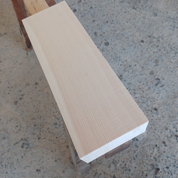 角材-973【34×11.3×6cm】 国産ひのき 角材 彫刻 脚 一枚板 無垢材 桧 檜 DIY