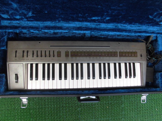 Yahoo!オークション -「yamaha dx7 ケース」の落札相場・落札価格