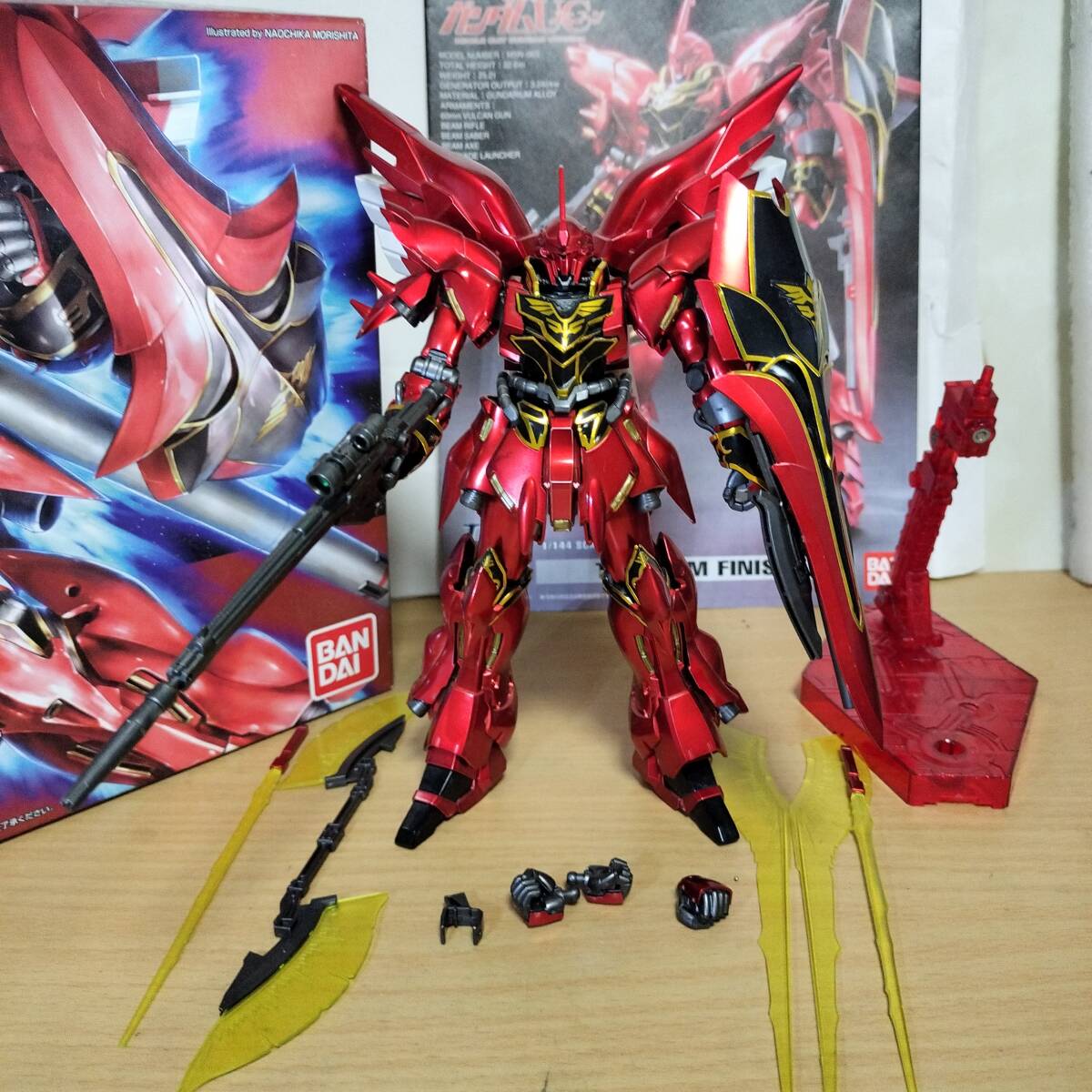 Yahoo!オークション -「hguc シナンジュ チタニウム」の落札相場