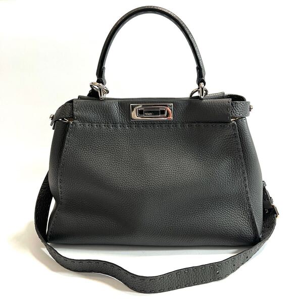 FENDI フェンディ ハンドバッグ ピーカブー セレリア 2WAY レザー