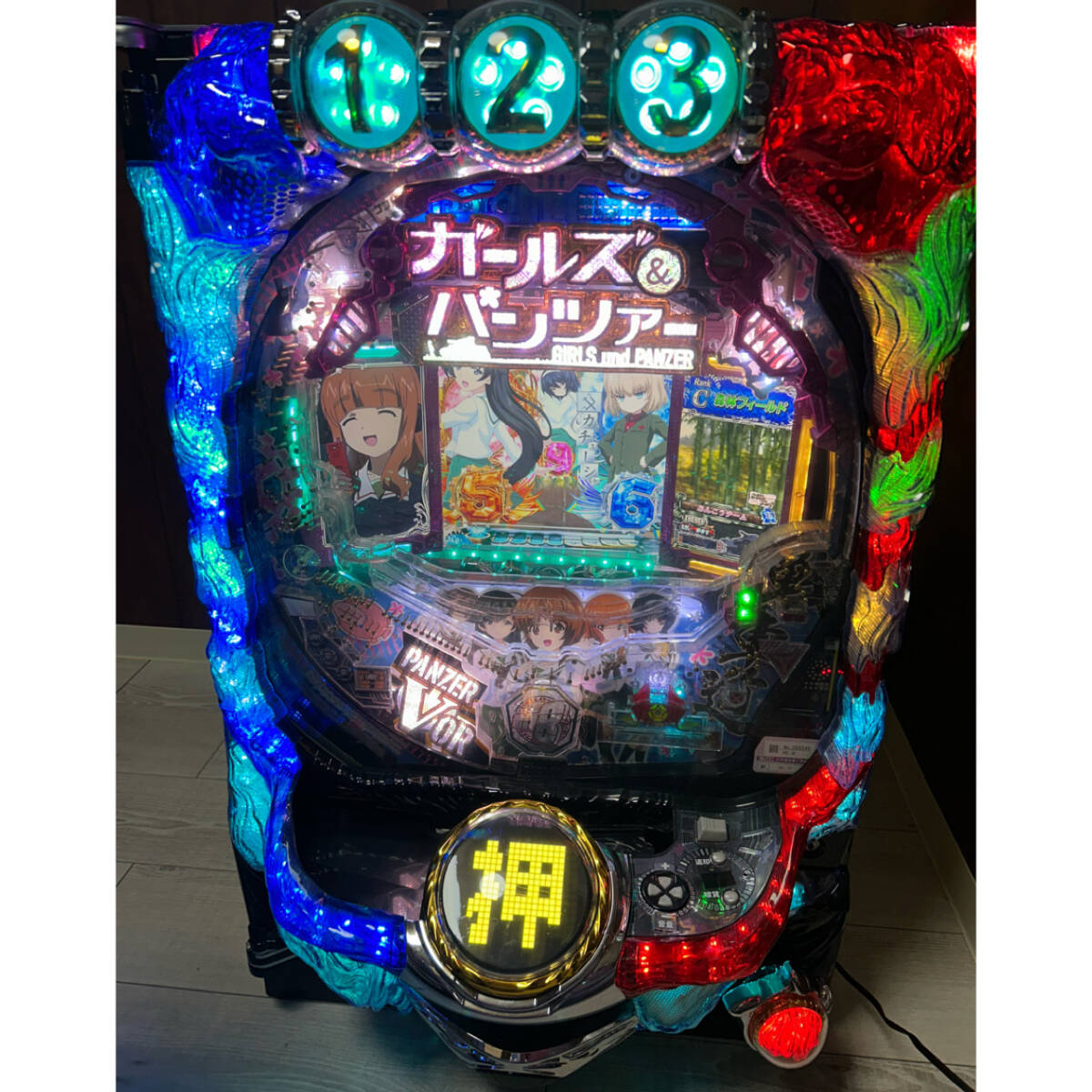 Yahoo!オークション -「ガールズ&パンツァー」(パチンコ実機 Yahoo!オークション -「ガールズ&パンツァー」(パチンコ実機