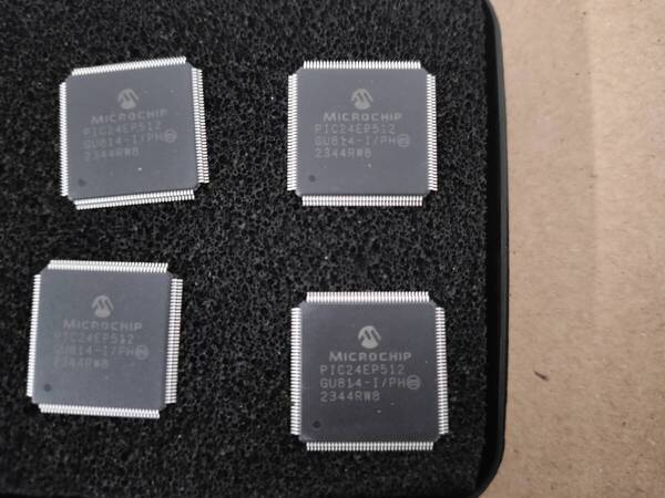 Microchip マイコン 144-Pin TQFP PIC24EP512GU814-I/PH 10個セット