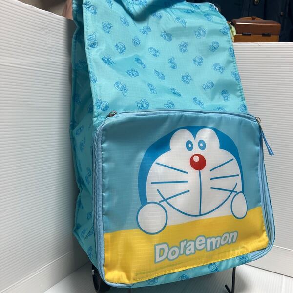 ドラえもん 折りたたみキャリーバッグ タグ付き アミューズメント品