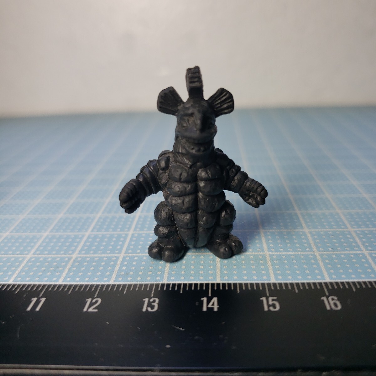 ウルトラ怪獣消しゴム 黒40体 2025年最新】Yahoo!オークション -怪獣消しゴム 黒の中古品