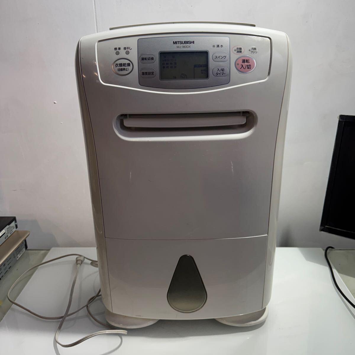 Yahoo!オークション -「除湿機 三菱 mj-180」(家電、AV、カメラ Yahoo!オークション -「除湿機 三菱 mj-180」(家電、AV、カメラ