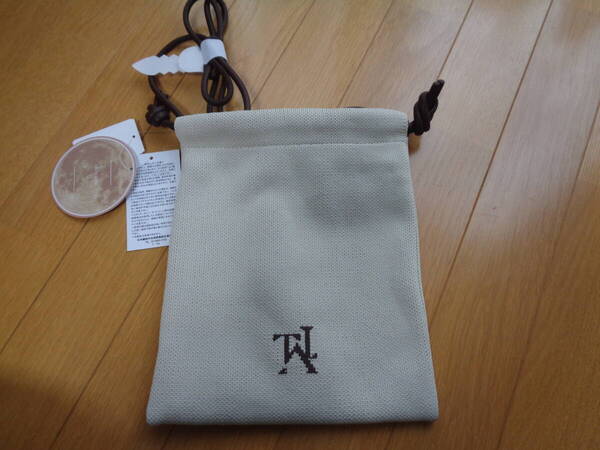しまむら☆インフルエンサーコラボ☆ゆみ☆yumi☆tal.byyumi☆新品☆ニット☆巾着☆きんちゃく☆ショルダー☆バッグ☆韓国っぽ淡色☆ロゴ