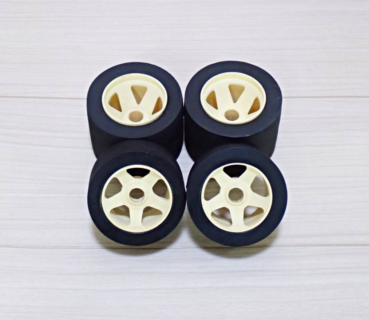 2025年最新】Yahoo!オークション -1／8 タイヤ ラジコンの中古品