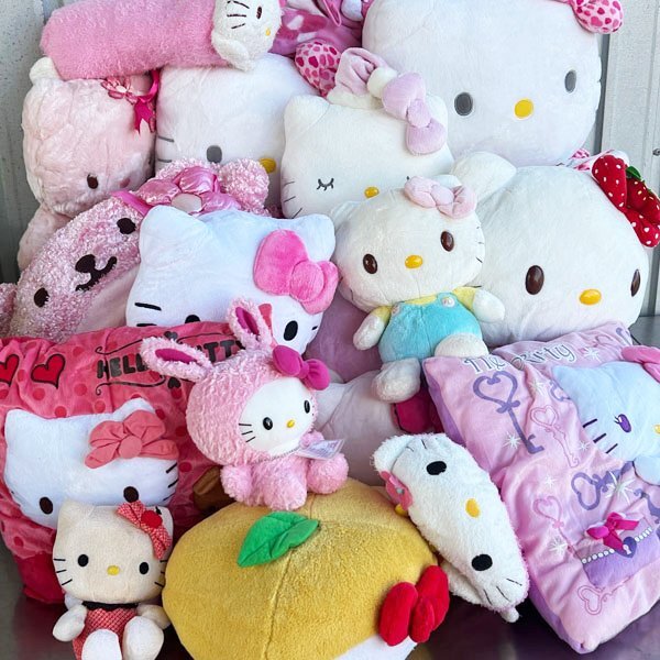 Yahoo!オークション -「キティ いちご ぬいぐるみ」の落札相場 Yahoo!オークション -「キティ いちご ぬいぐるみ」の落札相場