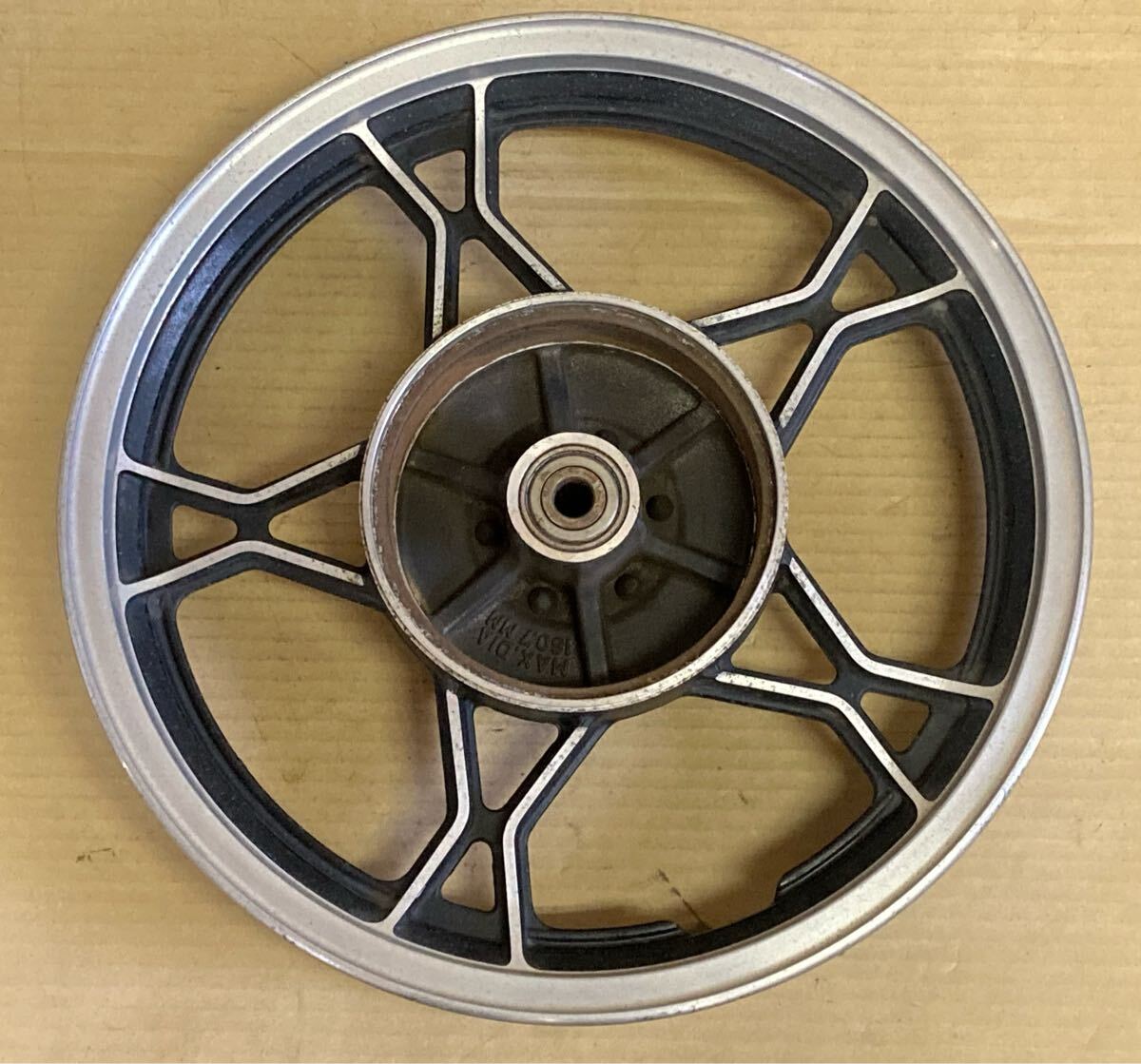 GSX250L 純正 星型キャスト タイヤホイールセット 前後セット GSX250L 純正 星型キャスト タイヤホイールセット 前後セット