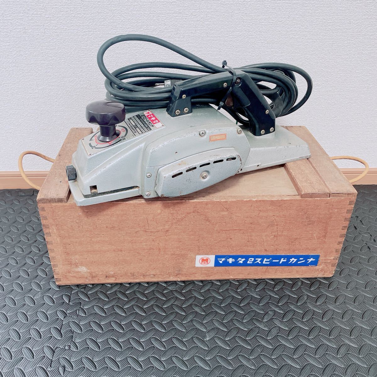 Yahoo!オークション -「マキタ電気カンナ1804n」の落札相場 Yahoo!オークション -「マキタ電気カンナ1804n」の落札相場