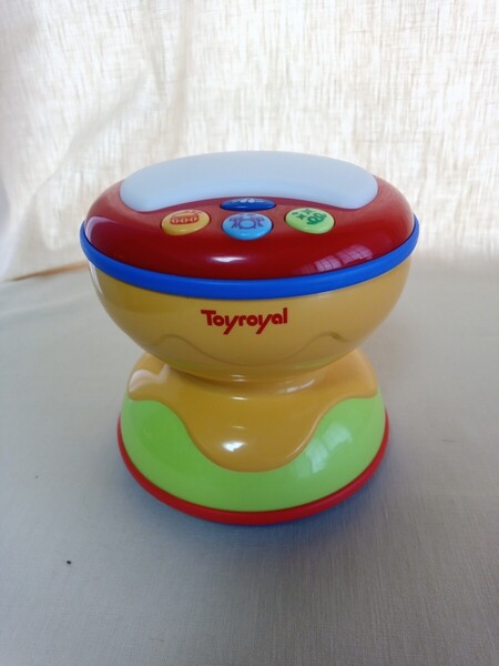 11597 ★★ Touroyal たたいてぴかぴかドラム リズム感を育む知育玩具
