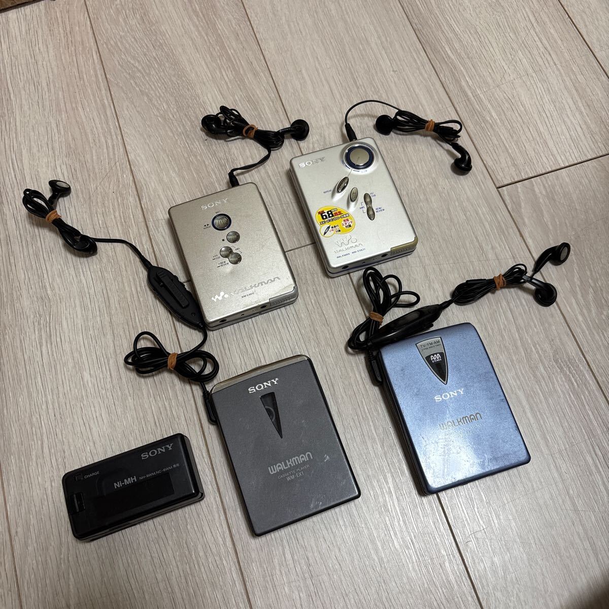 Yahoo!オークション -「610」(再生専用) (カセットプレーヤー)の Yahoo!オークション -「610」(再生専用) (カセットプレーヤー)の