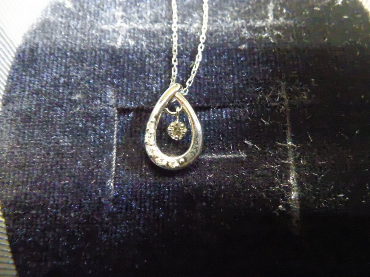 4℃　ダンシングストーンネックレス　シルバー