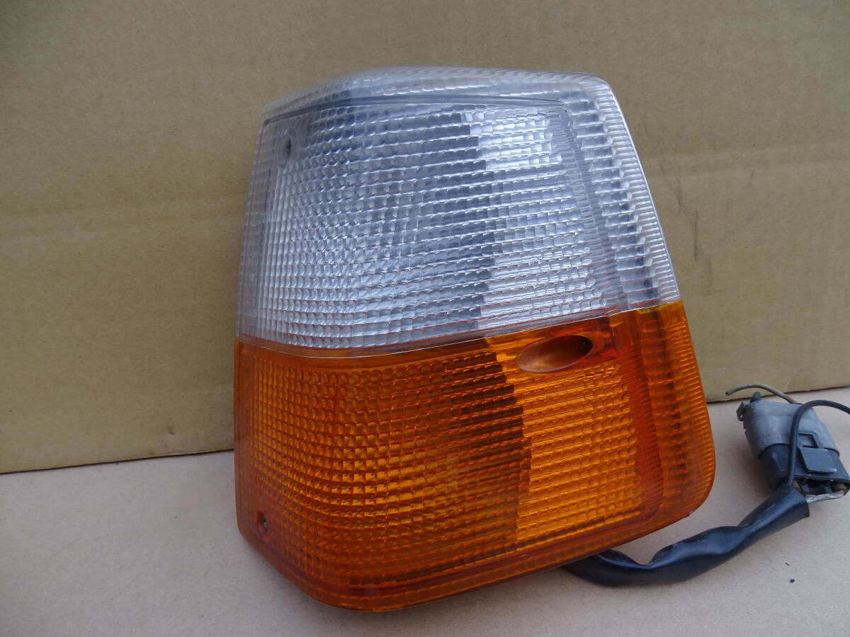 90 год Volvo /240/ указатель поворота Assy левый 2501-240