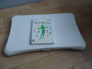 T■ Nintendoバランスボード Wiiフィット +ソフト