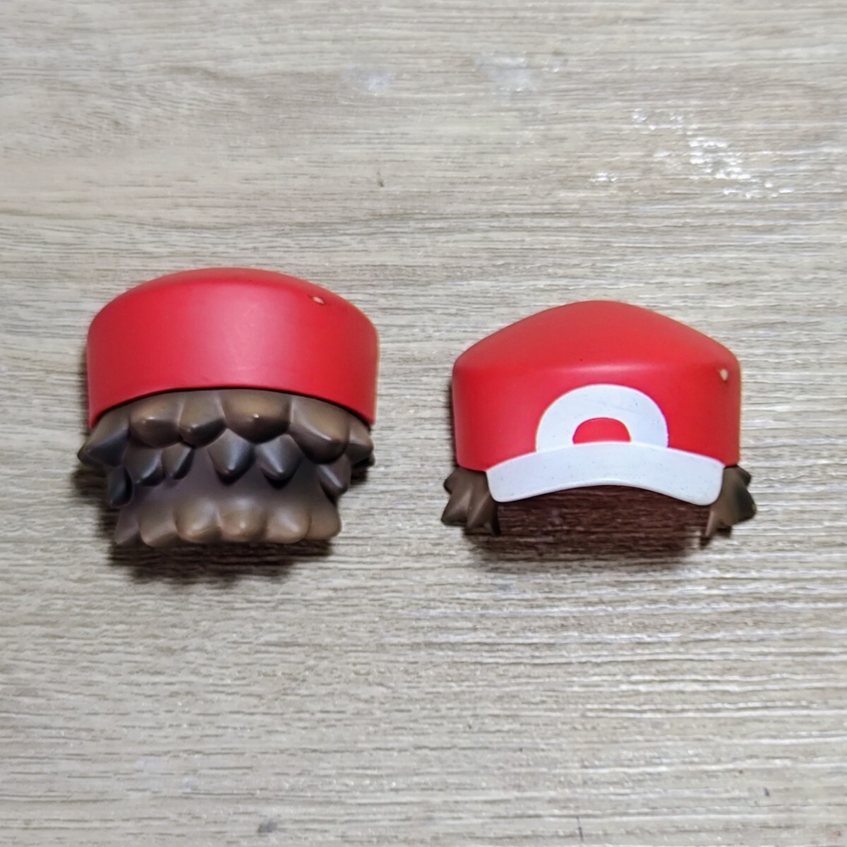 Yahoo!オークション -「ポケモン ねんどろいど レッド」の落札