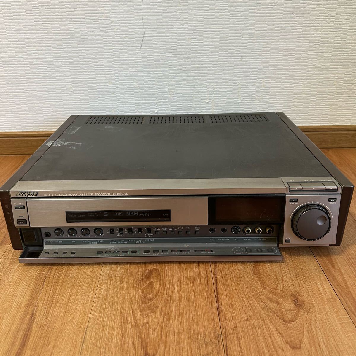 S-VHS】ビクター HR-SC330 S-VHSビデオデッキ リモコン付 - メルカリ