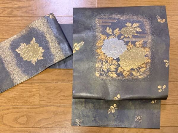 九寸名古屋帯 中古 正絹 引箔 牡丹 青 紺色 yzk303