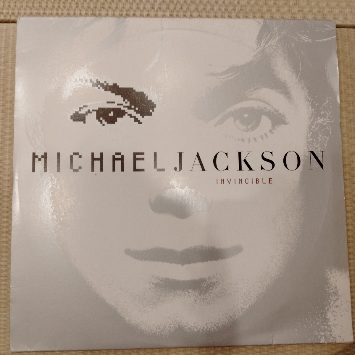 Yahoo!オークション -「invincible michael jackson」の落札相場 Yahoo!オークション -「invincible michael jackson」の落札相場