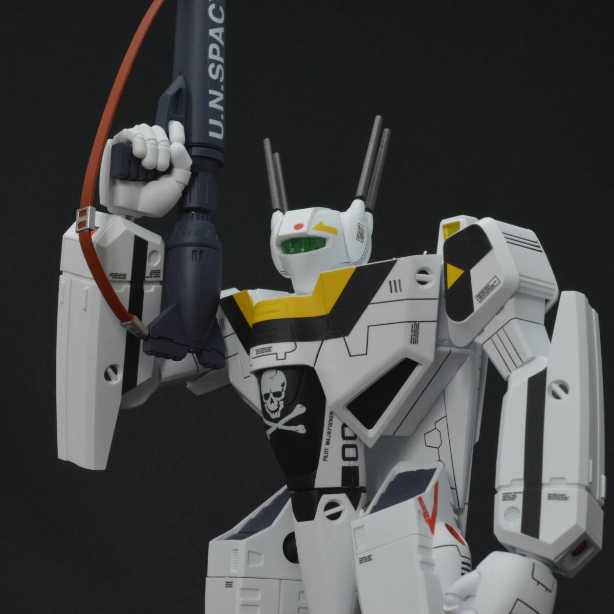 Yahoo!オークション -「vf-1s 完成品」(プラモデル) の落札相場