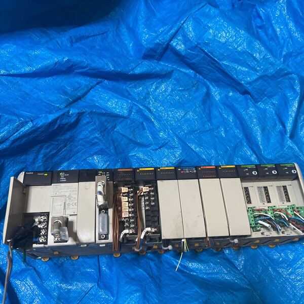 Omron PLC シーケンサー CQM1H-CPU51