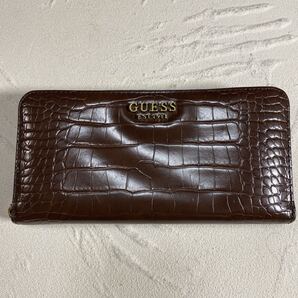 ゲス GUESS ラウンドファスナー長財布ウォレットクロコ調ブラウン