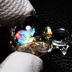 天然石 水晶玉 アイリススモーキー スフィア 虹 煙 水晶 原石 結晶 丸玉 ハンドメイド 素材 天然 ポイント 鉱物標本 パワーストーン