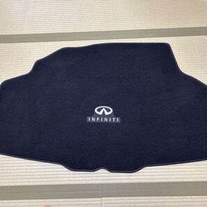 スカイラインハイブリッド V37 セダン INFINITIインフィニティ Q50 ハイブリッド純正 北米仕様HYBRID トランク USA カーペット HV37 マット