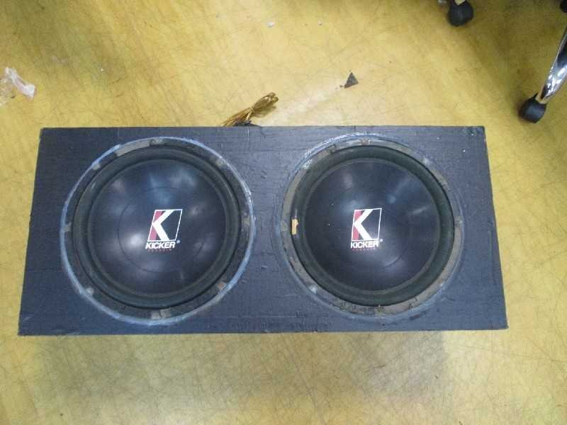 ウーハーBOX(KICKER 2発) 現状販売 キッカー 11インチ? 太田