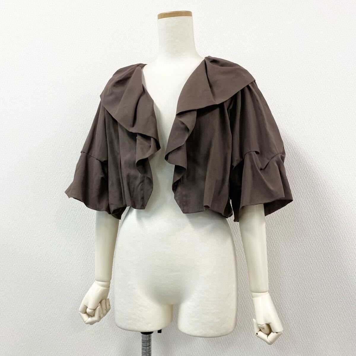【美品】 フォクシーニューヨーク コットン ボレロ ロゴ金具 40 Yahoo!オークション -「フォクシー ボレロ 40」(女性用