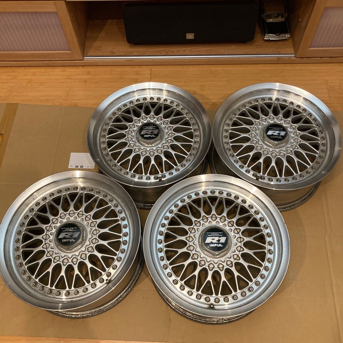 Yahoo!オークション -「impul r1」(タイヤ、ホイール) の落札 Yahoo!オークション -「impul r1」(タイヤ、ホイール) の落札