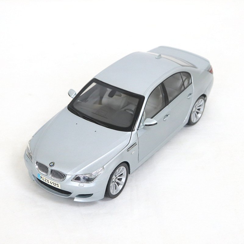 Yahoo!オークション -「1/18 bmw m5」の落札相場・落札価格 Yahoo!オークション -「1/18 bmw m5」の落札相場・落札価格