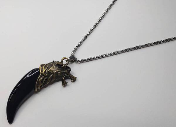 送料無料 ネイティブホーン ネックレス ウルフ ブラック×Aゴールド ペンダント ファンスマ