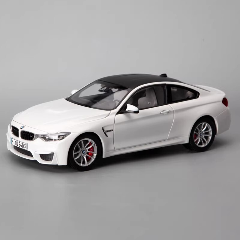 1:18 BMW M4 GTS F82 - Dealer Edition by Minichamps - YouTube