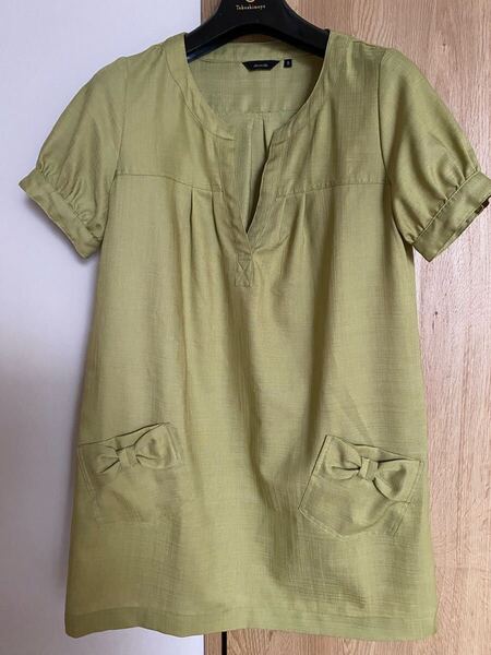 allureville-黄緑色-もえぎ色。お洒落な素敵なカットソーチュニックワンピースブラウス。インナーで重ね着風も。